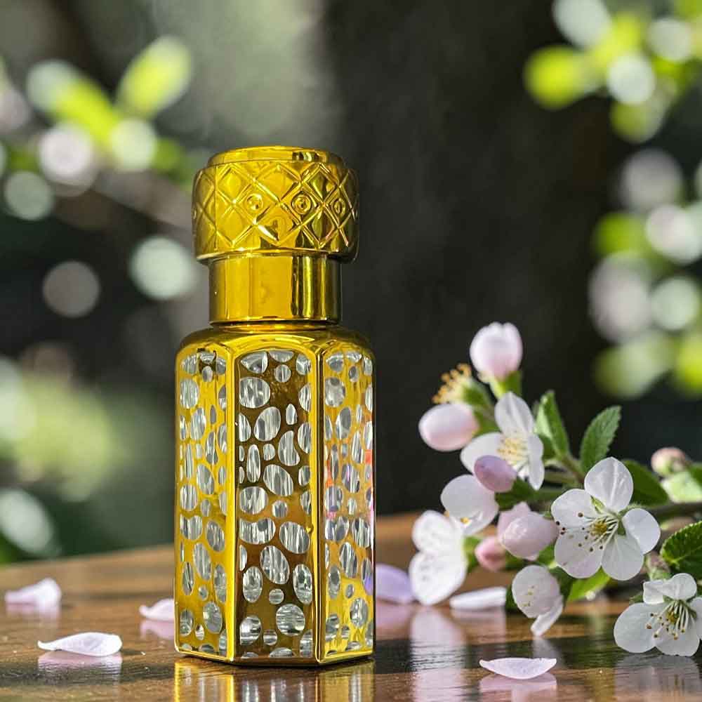 Likla Vanilla Oud Attar (12ml) – Sweet Long Lasting Oud Perfume Oil - Image 3